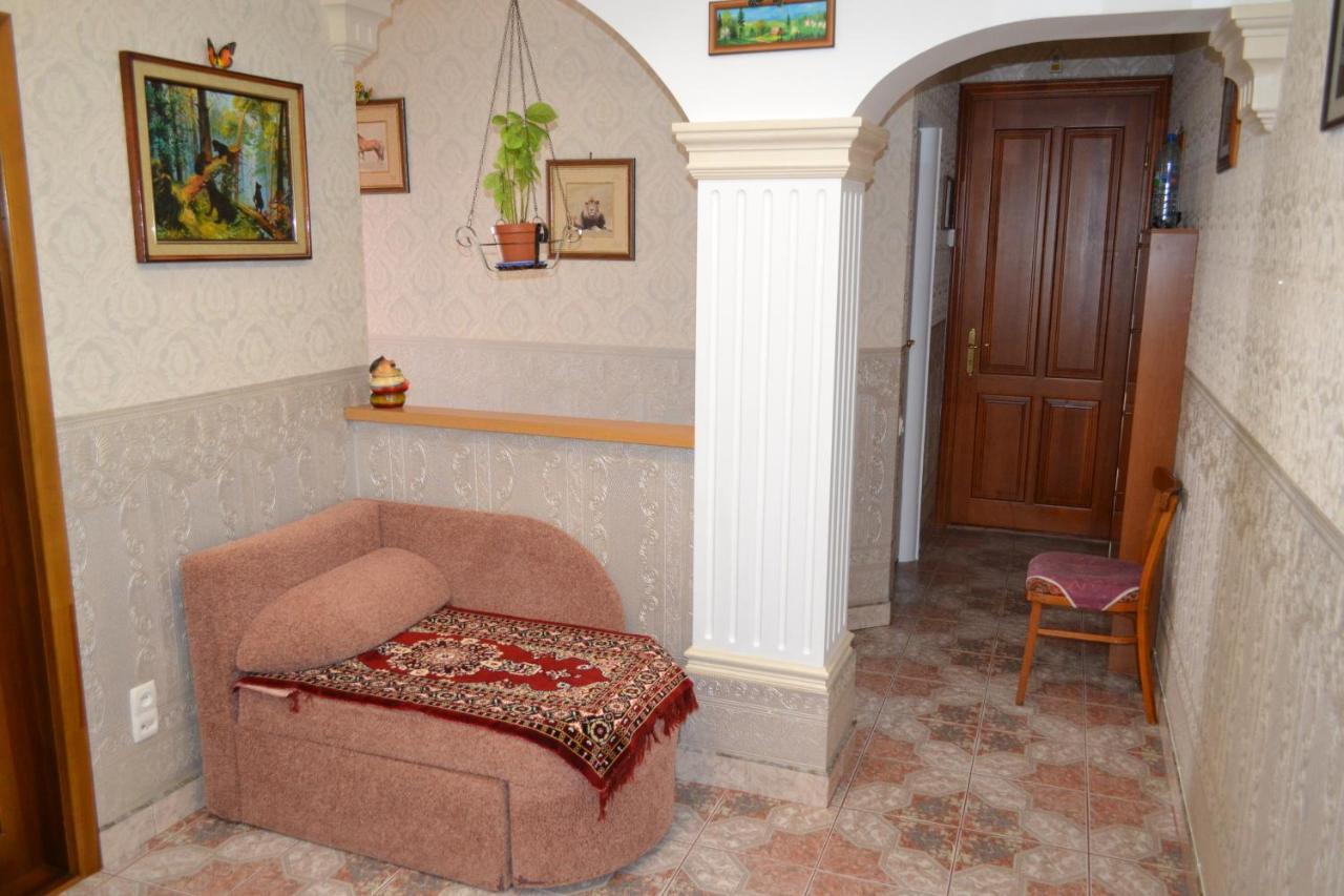 Executive Suite In The Centre 테르노필 외부 사진